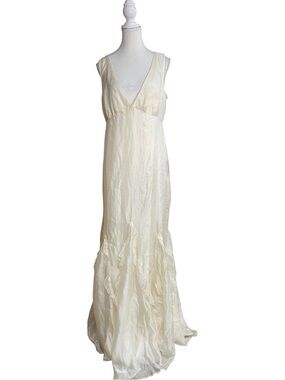 Lulu's Ivory V-Neck Satin Wedding Dress